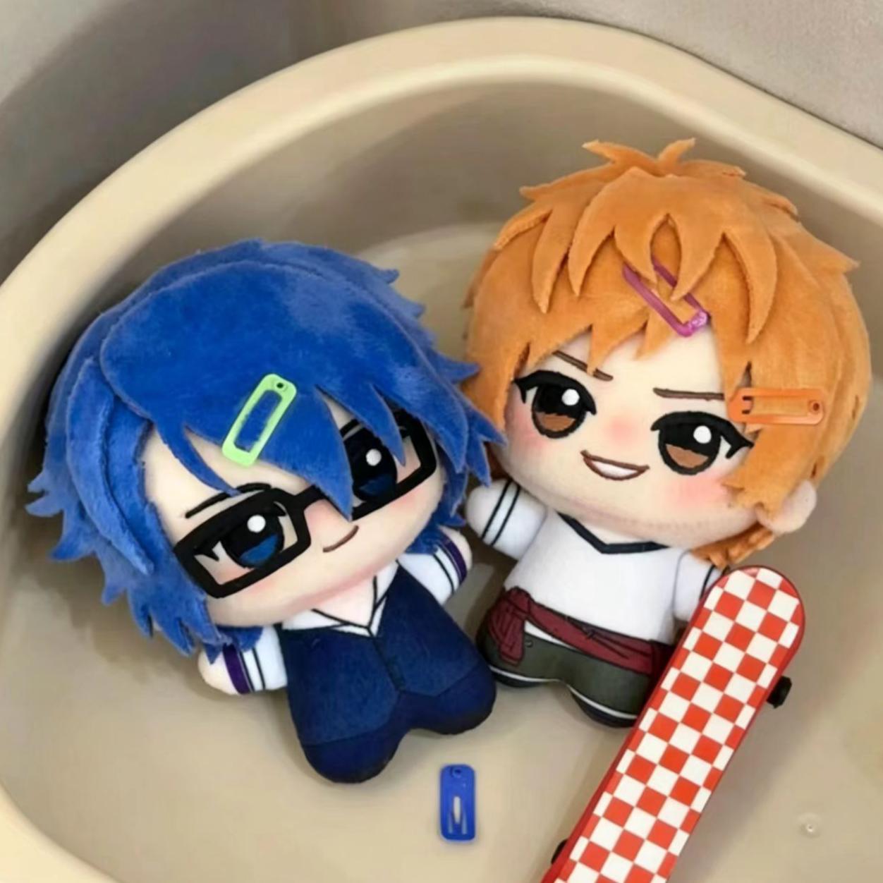 Pelúcia Fushimi Saruhiko de 10 - Anime Cosplay Sus avaliação e preço